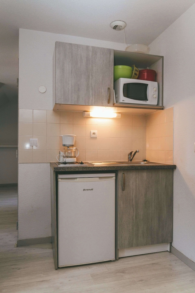 Standard Studio, Bathtub (2 pax) photo 3