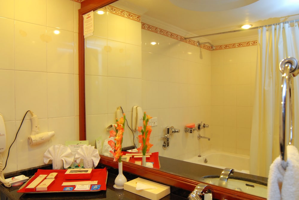 Grand Double Room photo 3