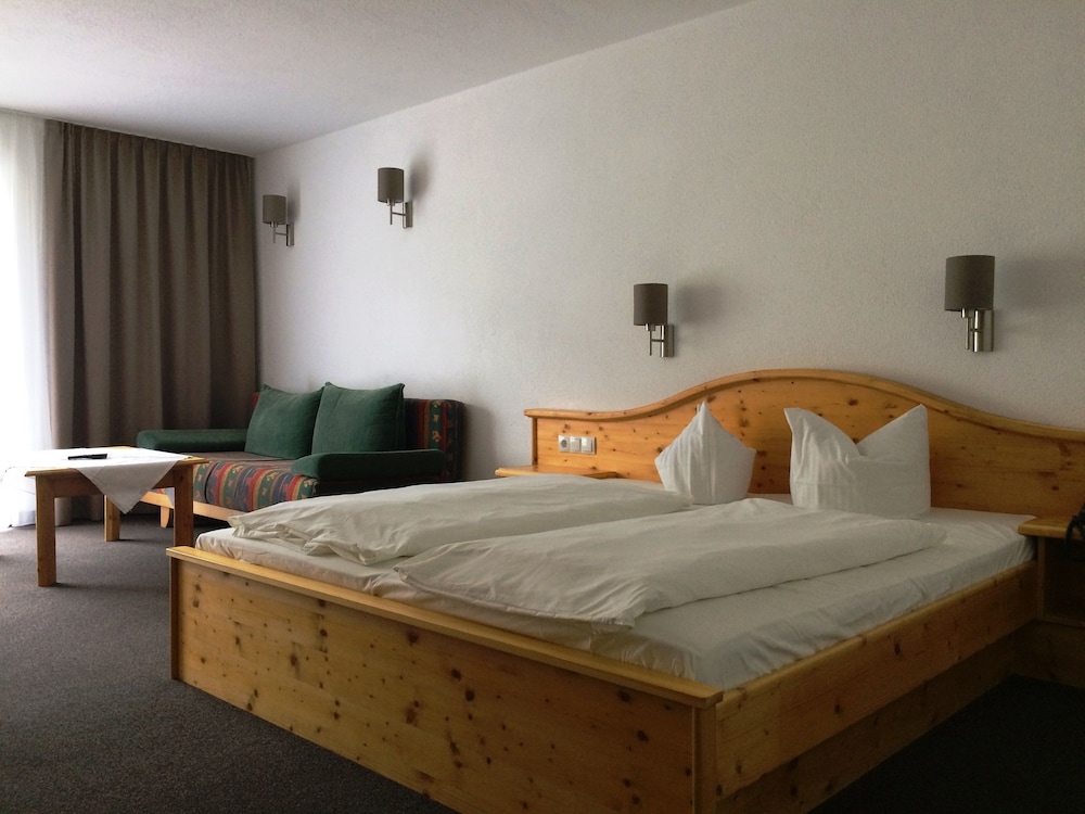 Double Room, Mountain View