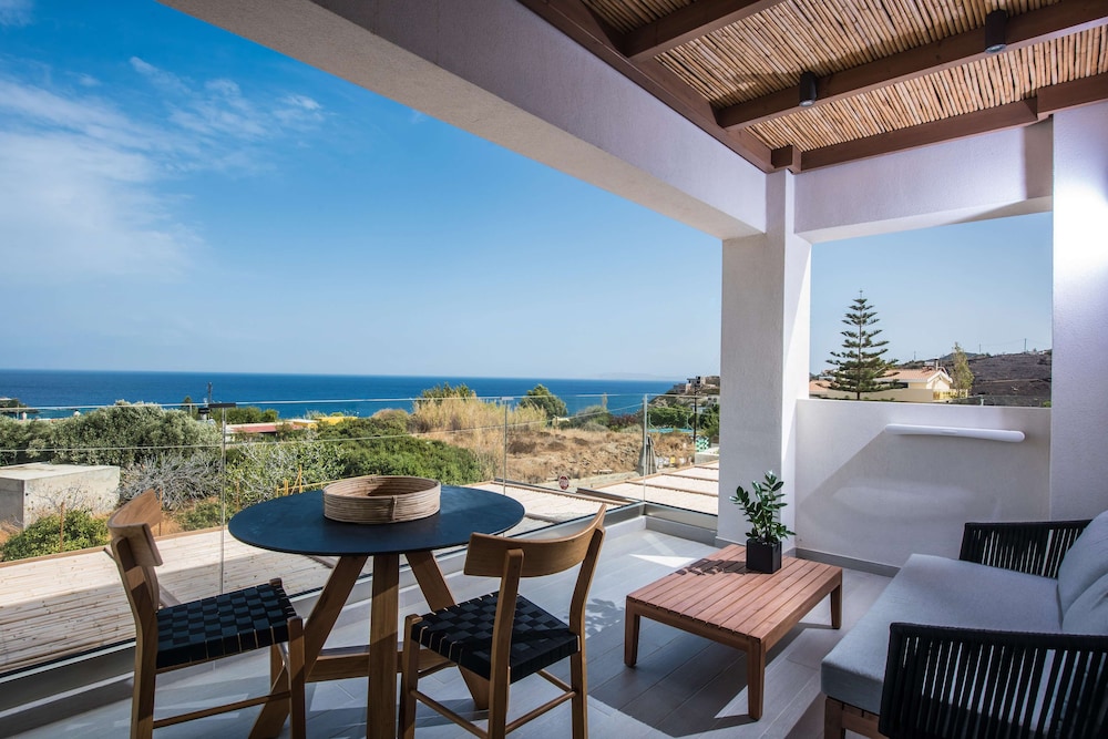 Deluxe Maisonette Sea View - Photo 5