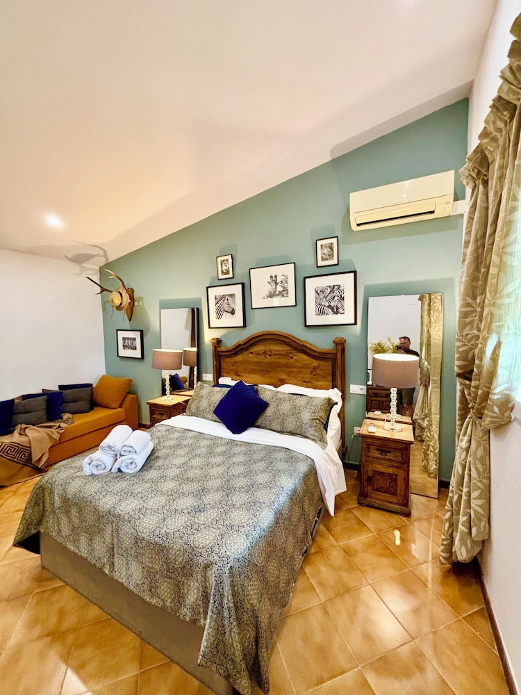 Luxury Room