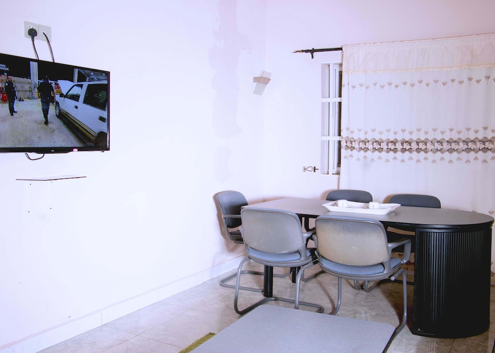 Studio Suite photo 2