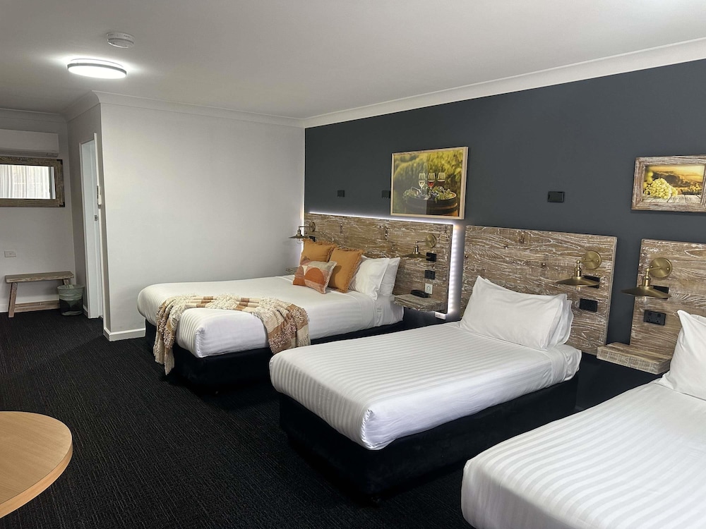 Room, Multiple Beds photo 2