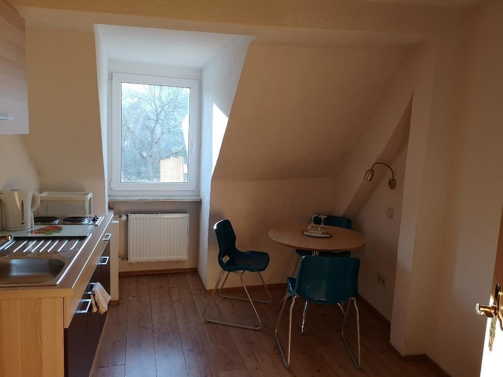 Comfort Duplex, 1 Bedroom, Kitchen, City View (Lichtentaler Strasse 19) photo 2