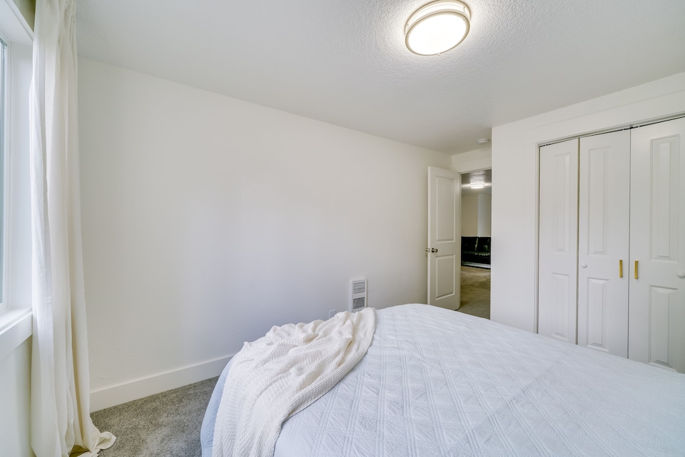 House (4 Bedrooms) photo 2