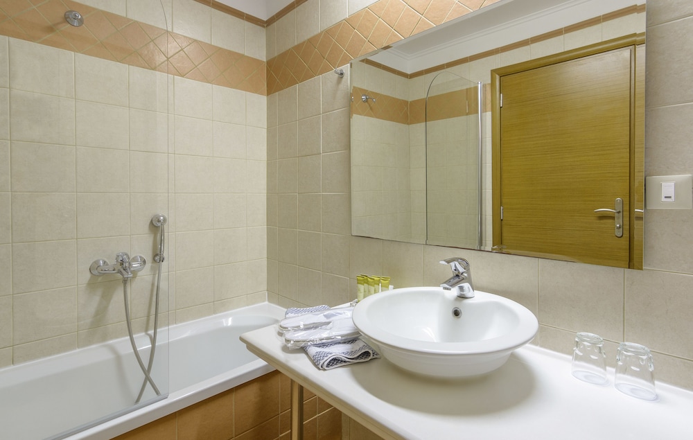 Premium Double Room - Photo 4