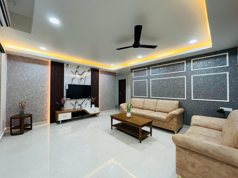 Deluxe Room - Photo 6