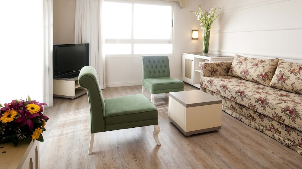 Club Suite photo 1