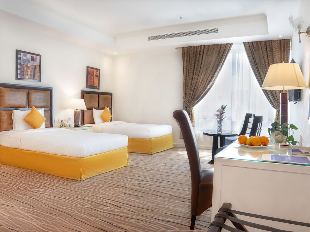Deluxe Twin Room photo 3