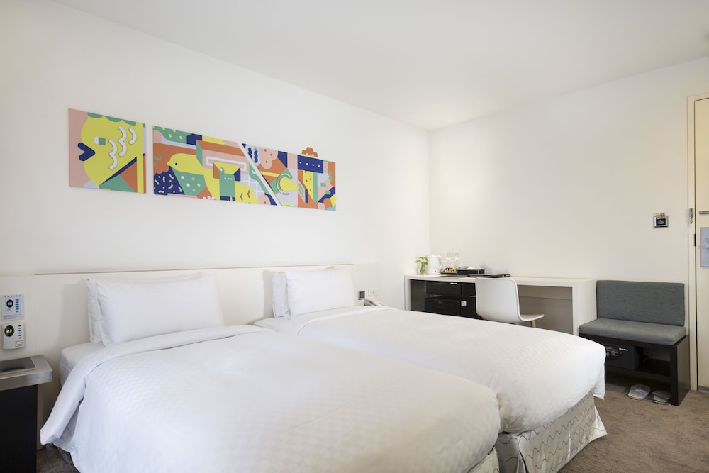 Deluxe Twin Room, 2 Twin Beds (washlet toilet) photo 3