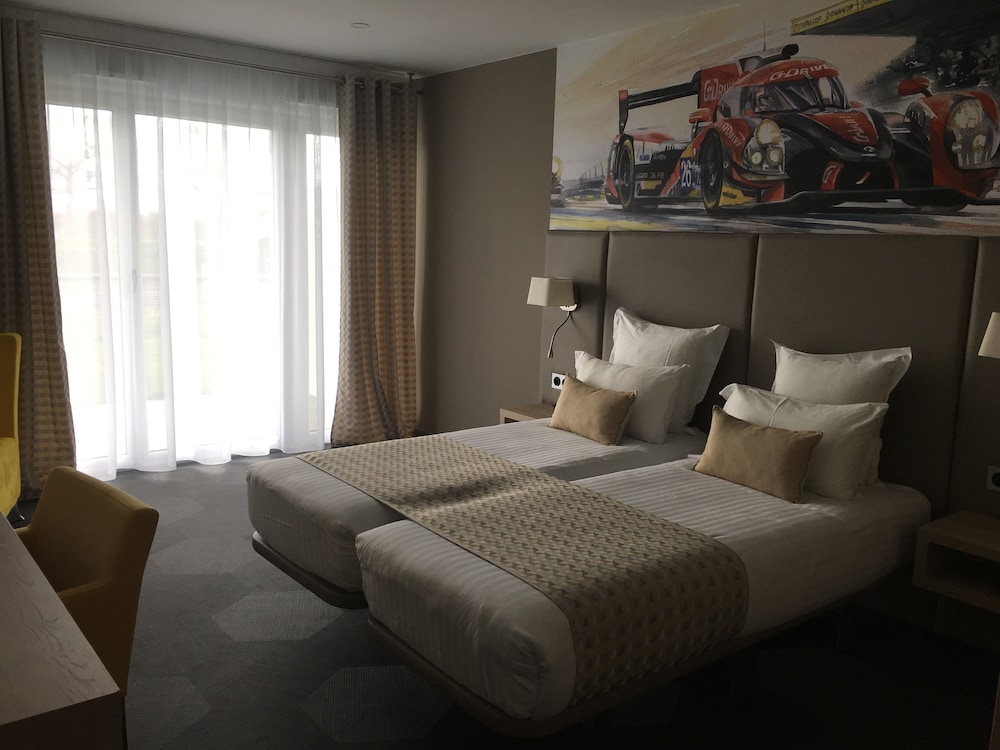 Club Double or Twin Room photo 3