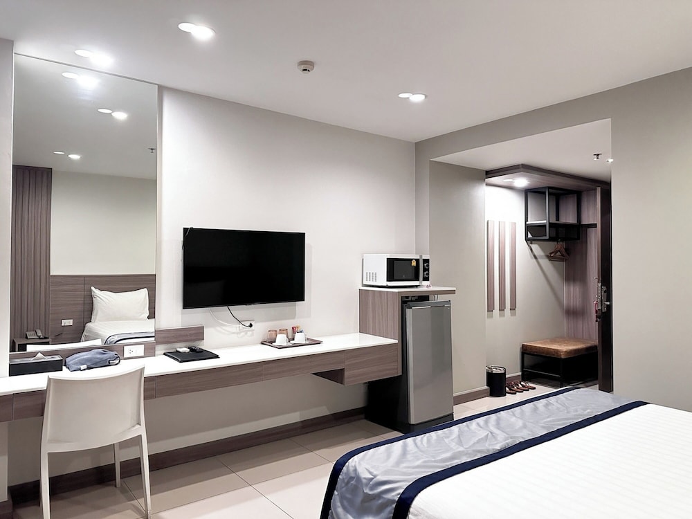 Premium Double or Twin Room photo 1