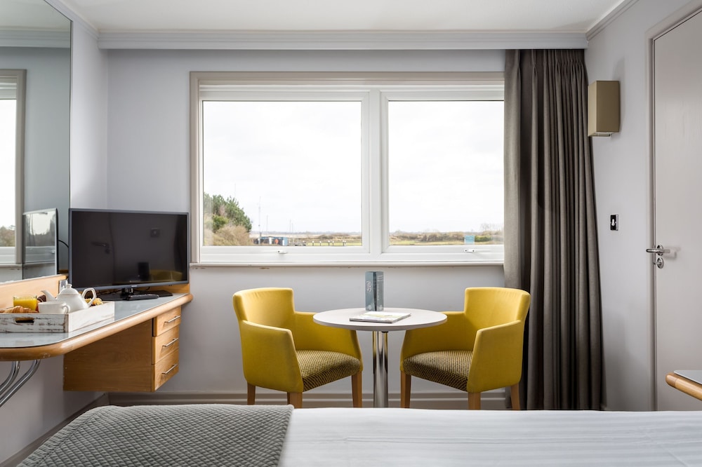Classic Double Room, 1 Double Bed (Harbour Facing) - Photo 7