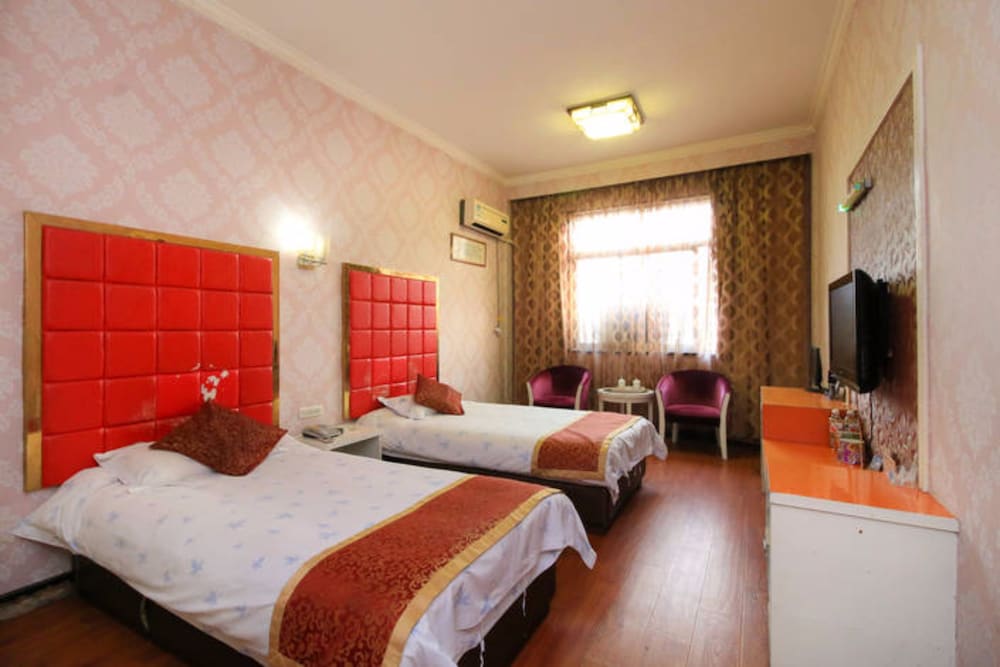 Deluxe Twin Room photo 2