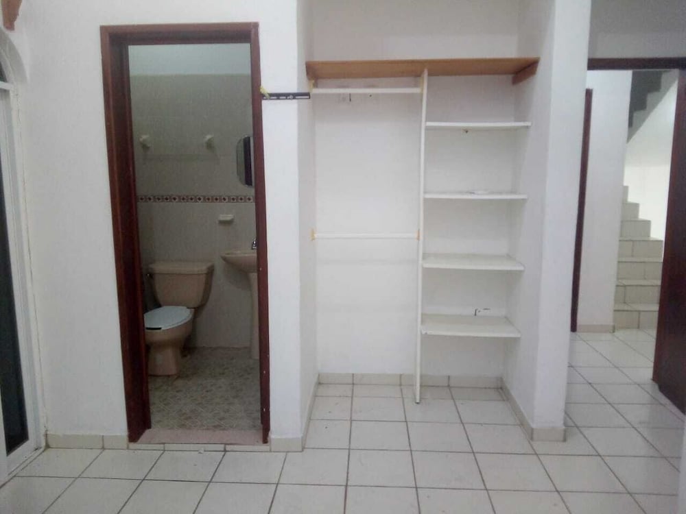 Basic Room photo 3