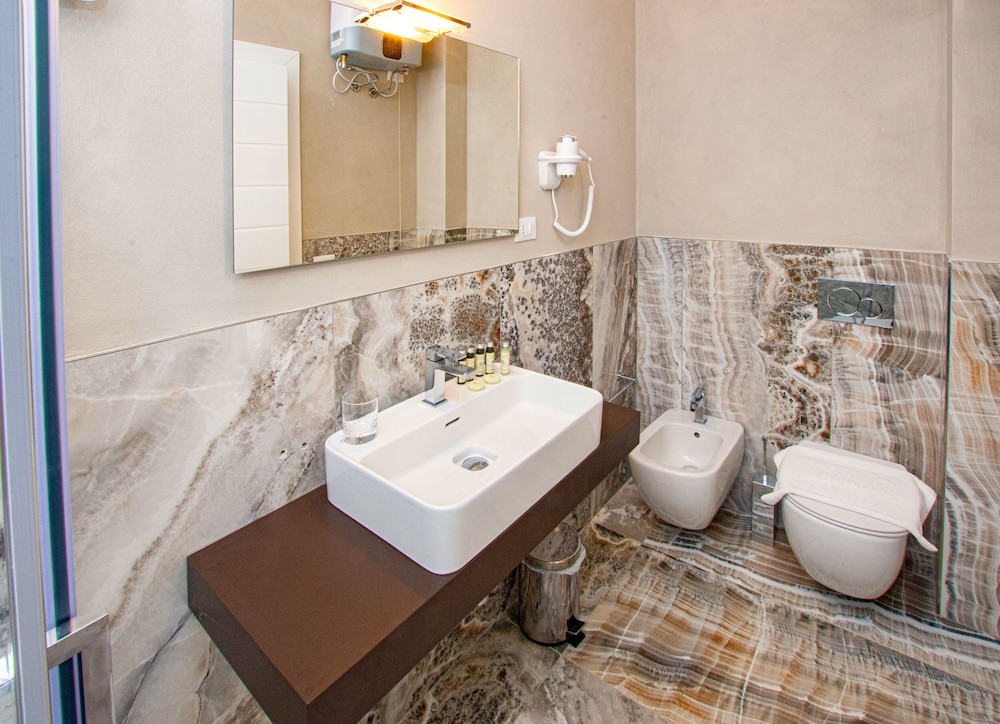 Panoramic Double Room, Non Smoking, Sea View - Photo 7