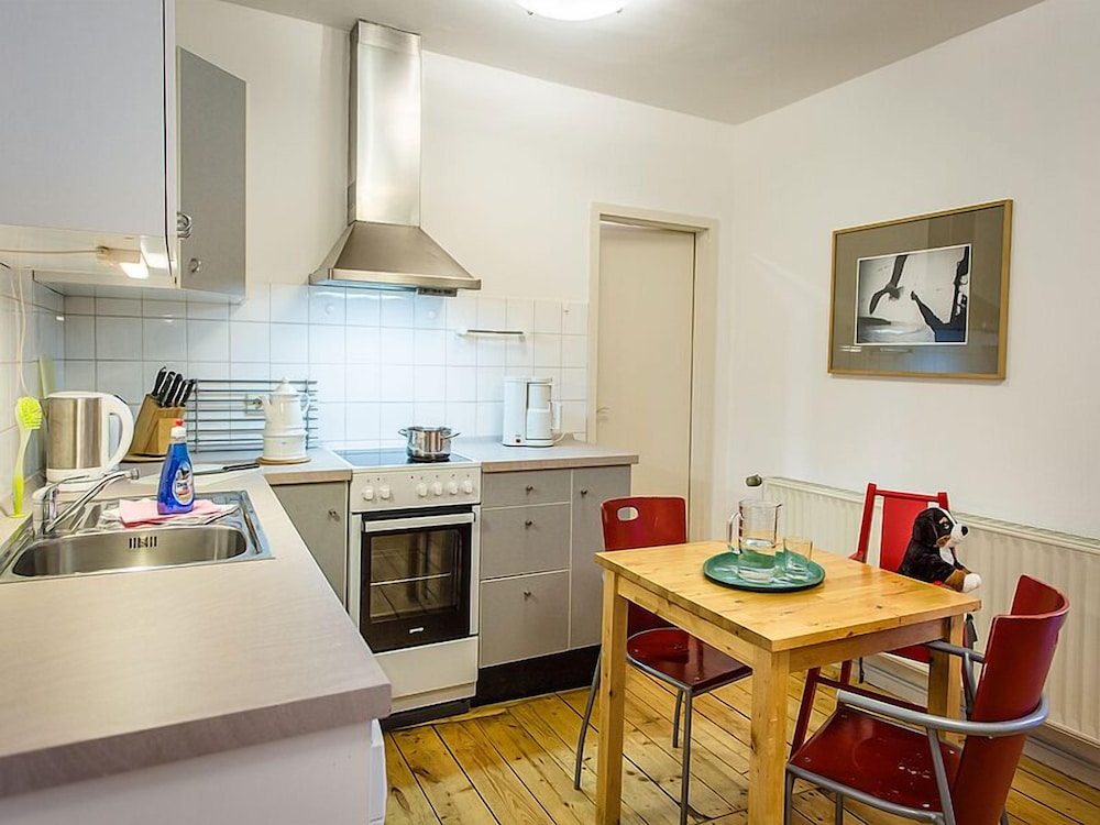 Apartment photo 3