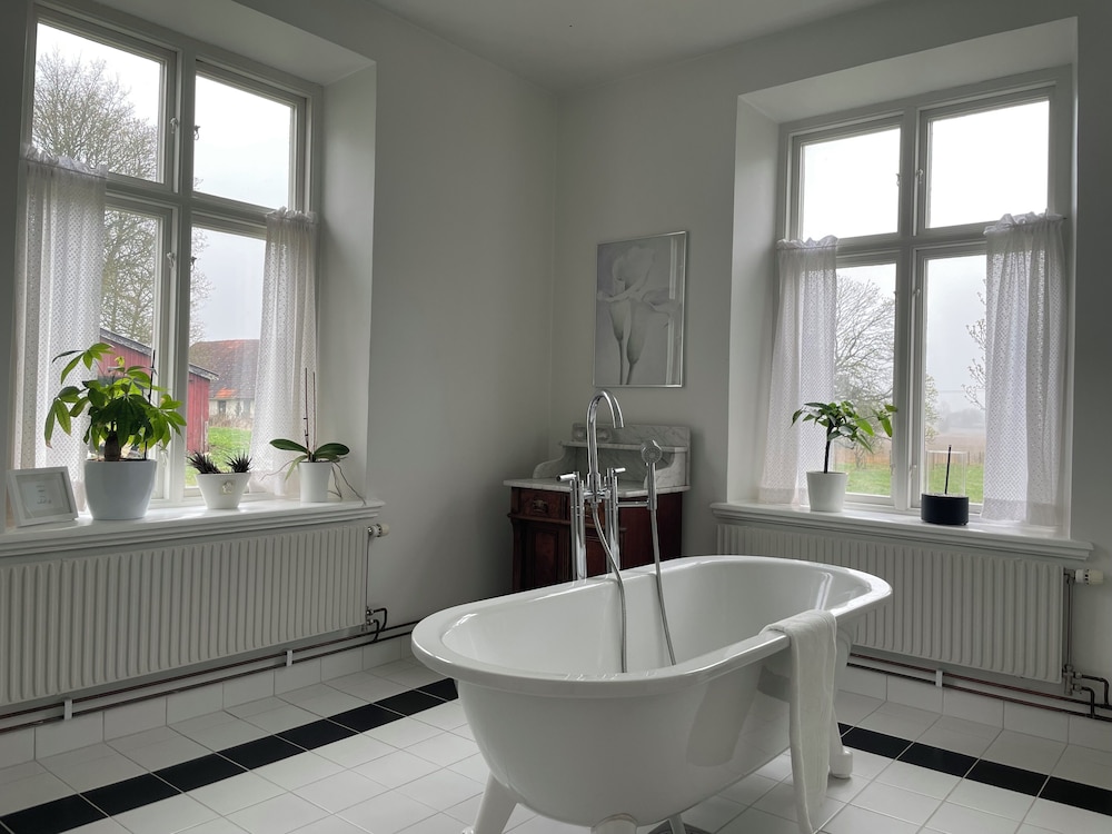 Premium Double Room, Courtyard View photo 3