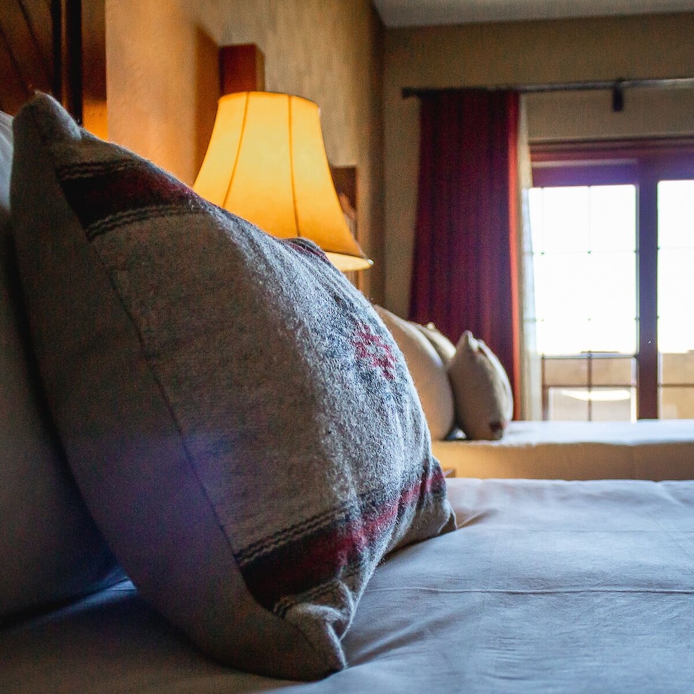 Deluxe Room, 2 Double Beds (Deluxe Double) - Photo 3