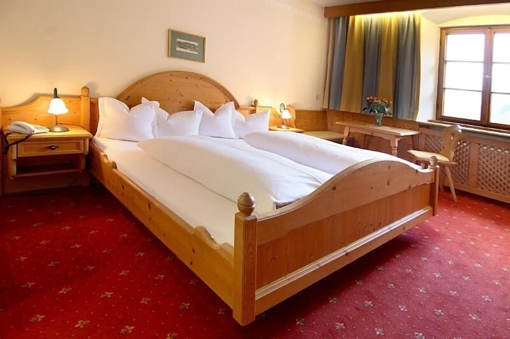 Standard Double Room, 1 King Bed, Non Smoking, Allergy Friendly photo 3