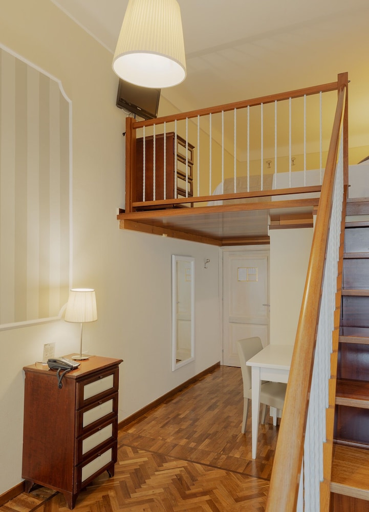 Classic Double Room, City View (due livelli) - Photo 7