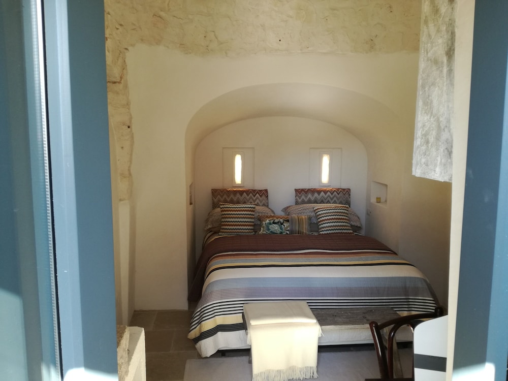 Executive Room, 1 Queen Bed, Non Smoking, Garden View photo 3