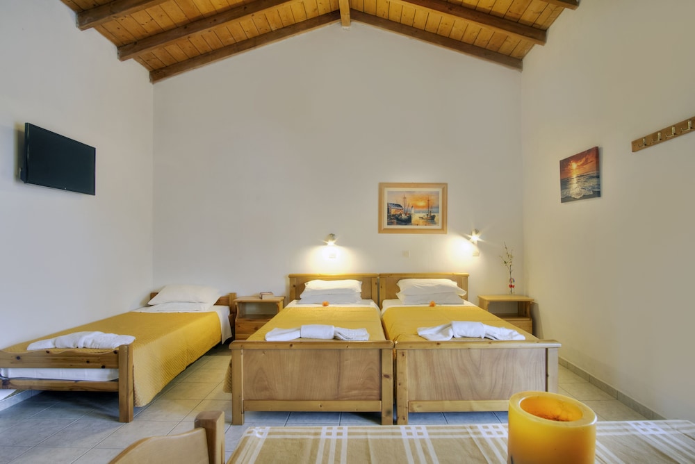 Triple Room, 3 Twin Beds