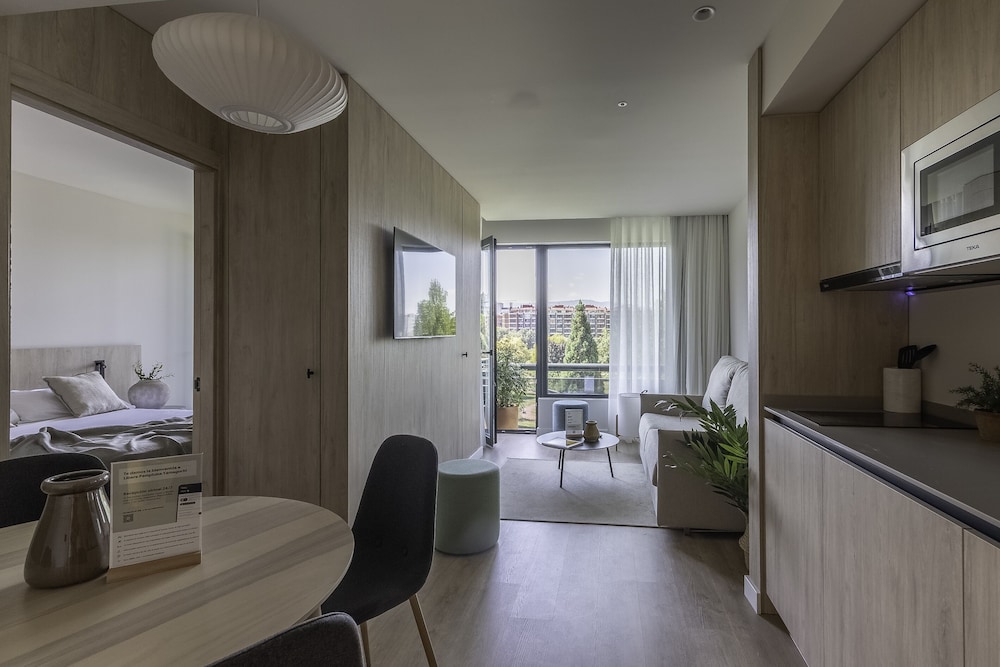 Apartment, 1 Bedroom, Terrace - Photo 6