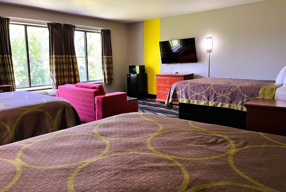 Room, Multiple Beds, Non Smoking photo 2
