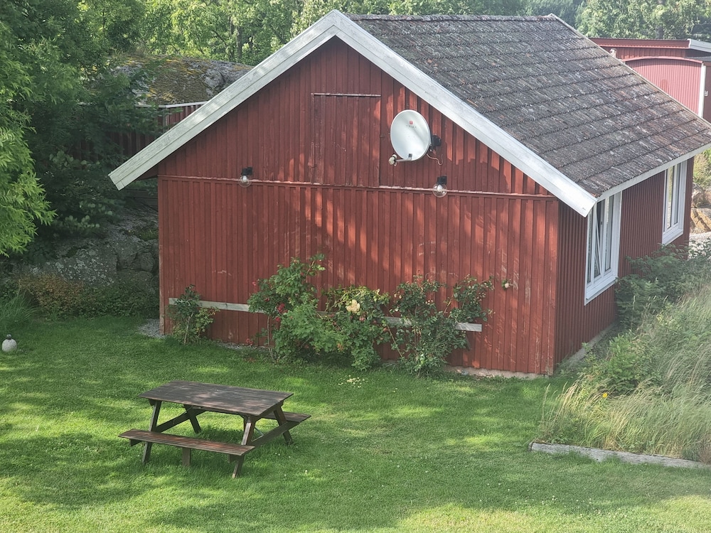 Standard Cabin photo 2