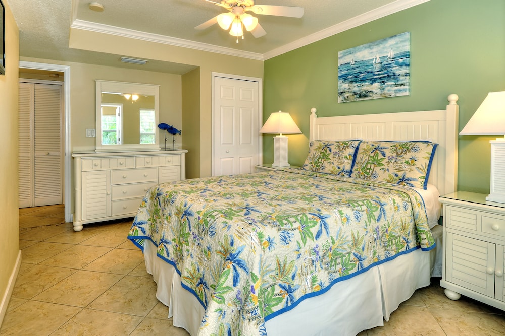 Premium Condo, 2 Bedrooms photo 1