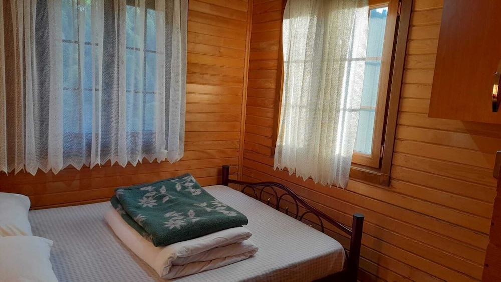 Economy Double Room photo 1