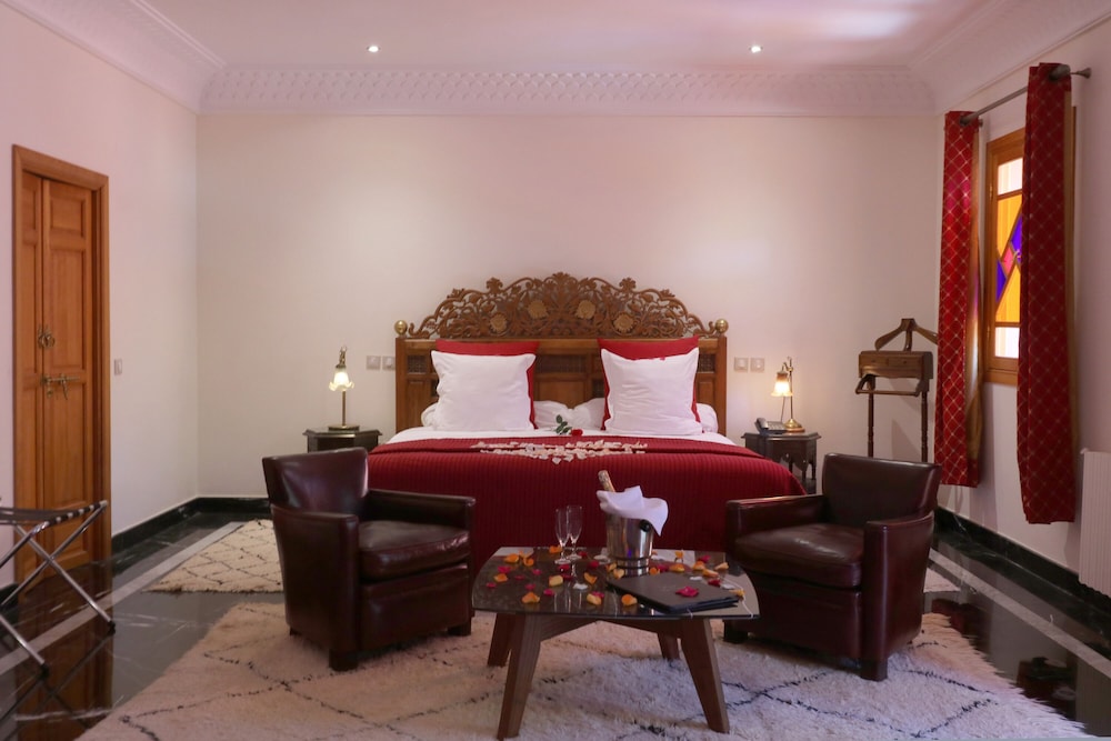 Royal Pool Suite