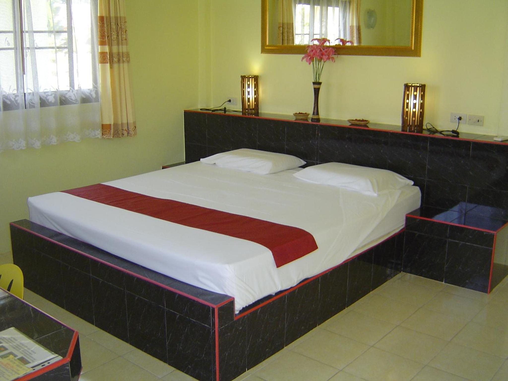 Super Deluxe Bungalow - Double Bed
