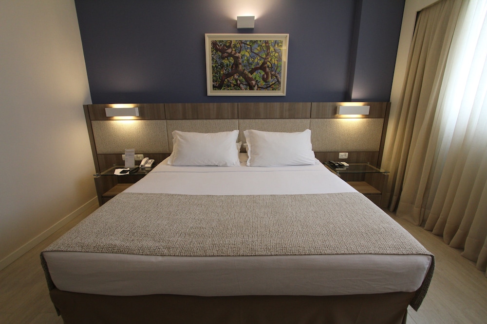 Classic Room (Double Bed)