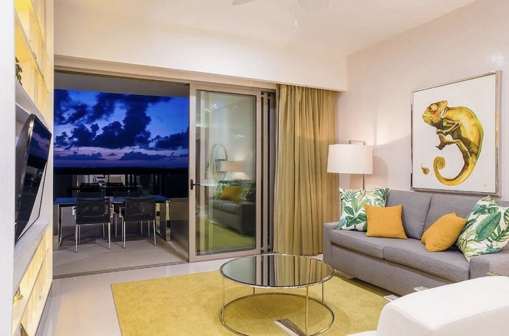Luxury Suite, 2 Bedrooms, Ocean View - Photo 6