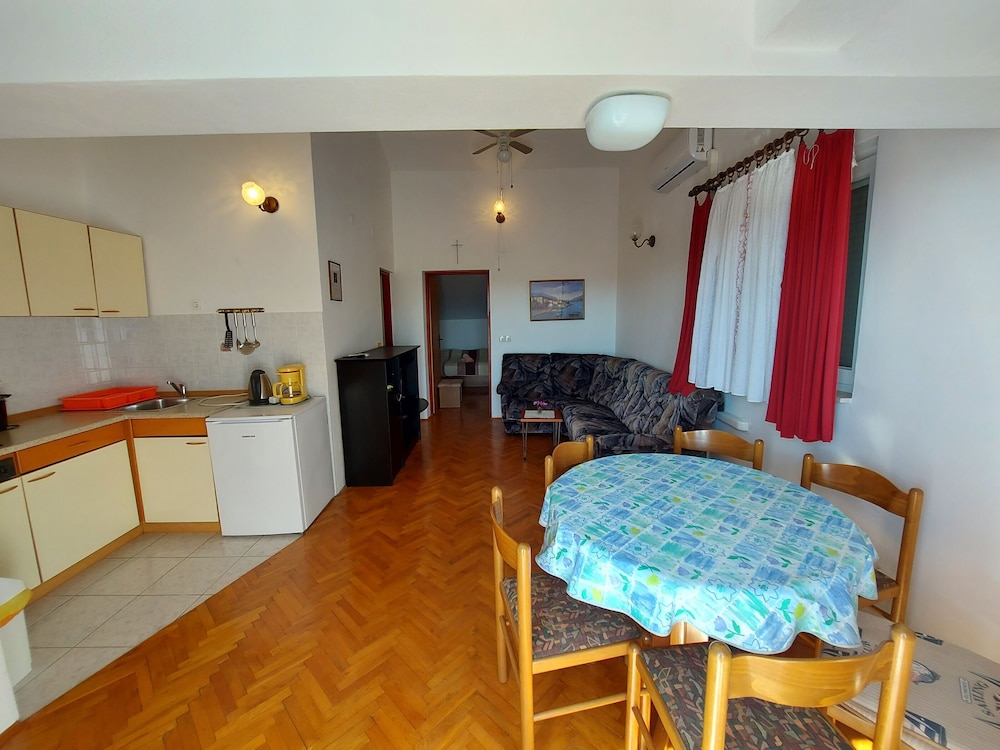 Apartment (A3) photo 1