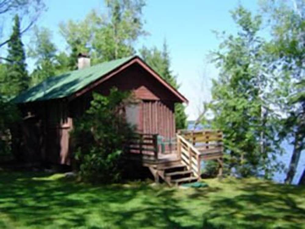 Eagles Nest Cabin photo 1