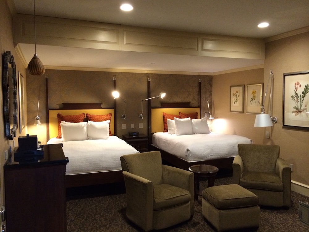 Classic Room, 2 Queen Beds