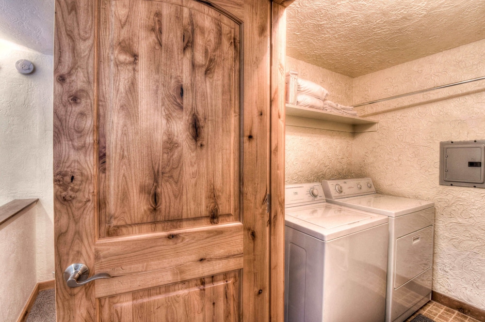 Townhome, Multiple Beds, Patio, Mountain View (Brockway Springs Lodge) photo 3