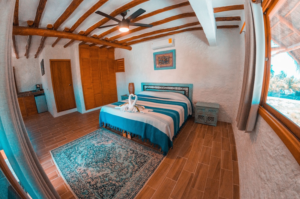 Suite, 1 King Bed, Terrace, Pool View