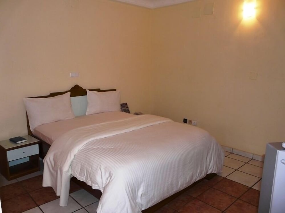 Single Room photo 3