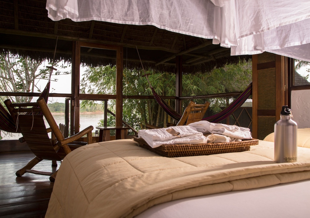 Bungalow, River View photo 2