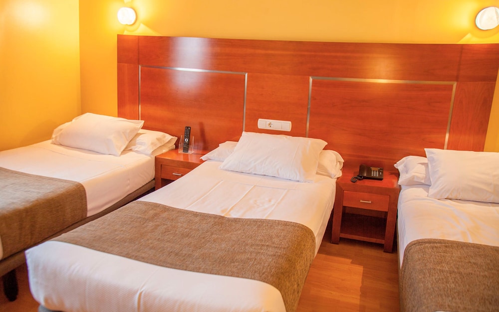 Triple Room - Photo 3