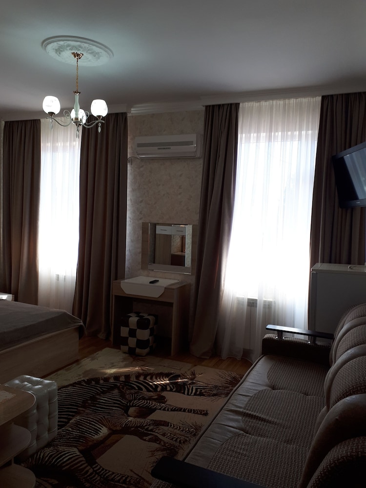 Family Room, Balcony photo 2