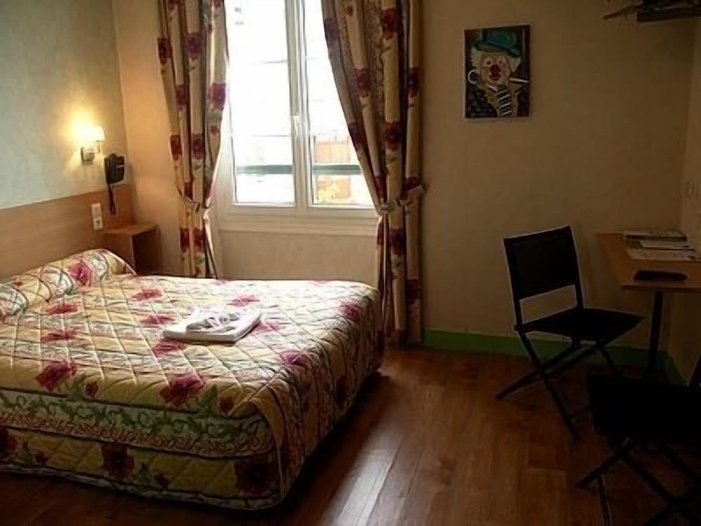 Standard Double Room photo 2