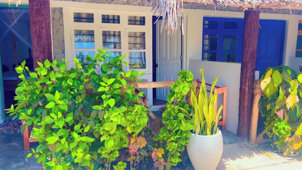 Basic Single Room, Balcony, Courtyard View photo 1