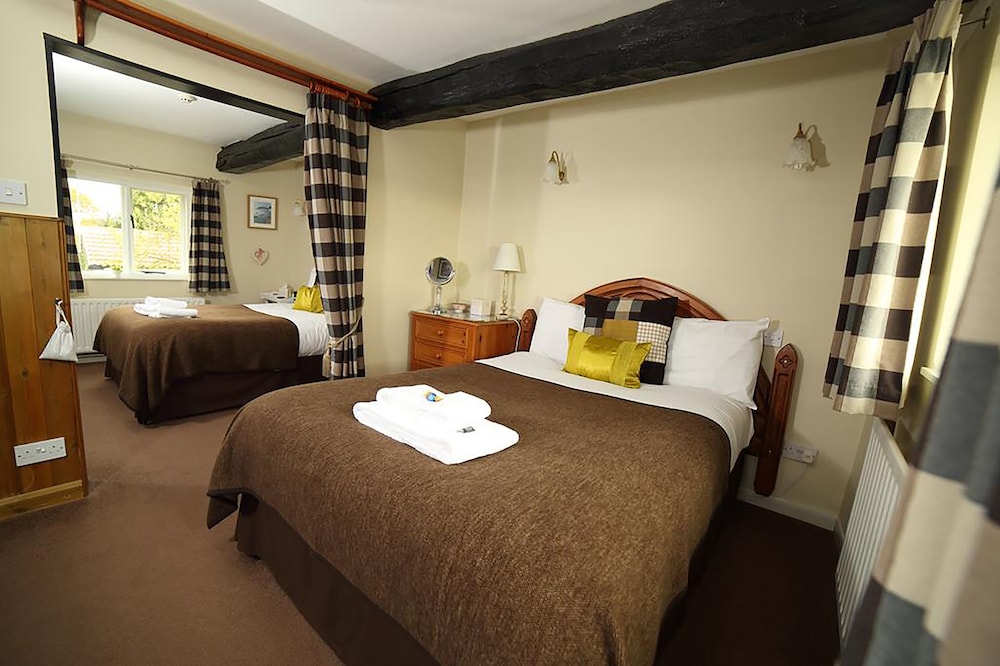 Twin Room with Bathroom photo 3