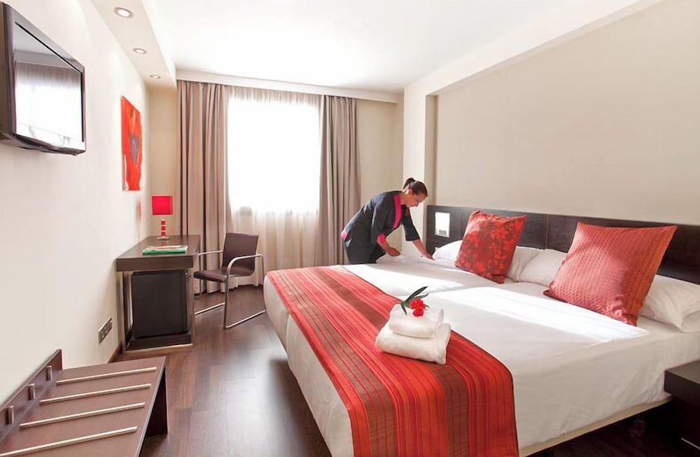 Classic Twin Room - Photo 1