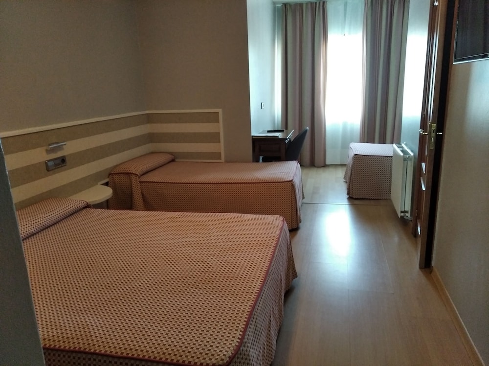 Quadruple Room photo 2